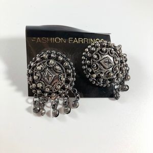 NWOT Silver Vintage Boho Fashion Earrings